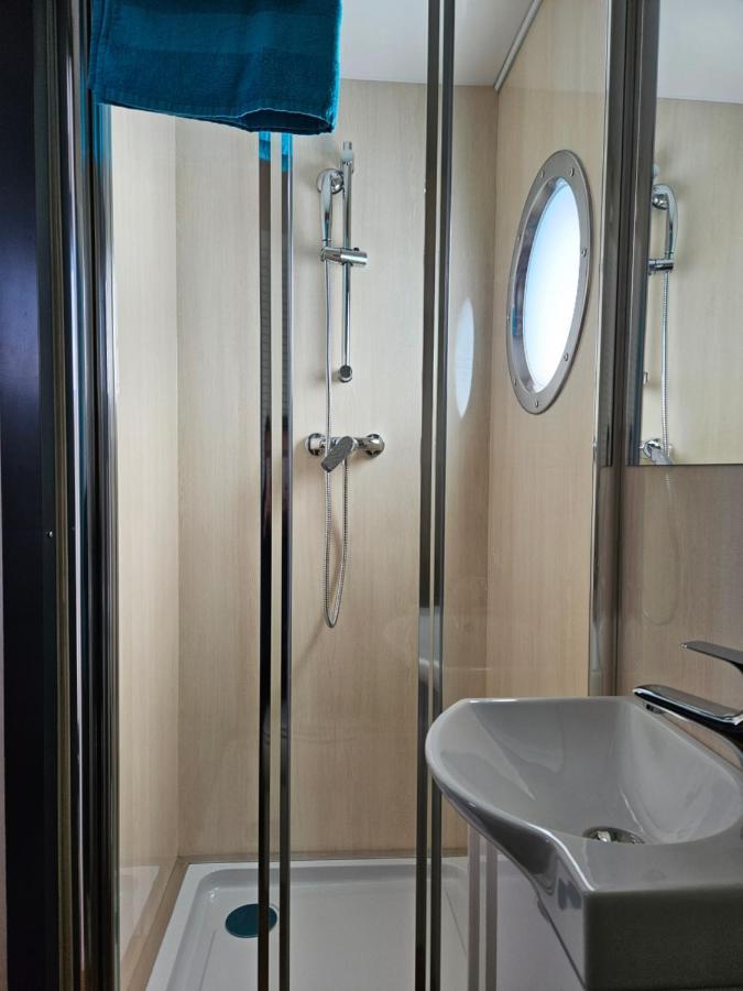 Mobiles Hausboot El'Milia Hotel Braunsbedra Exterior foto